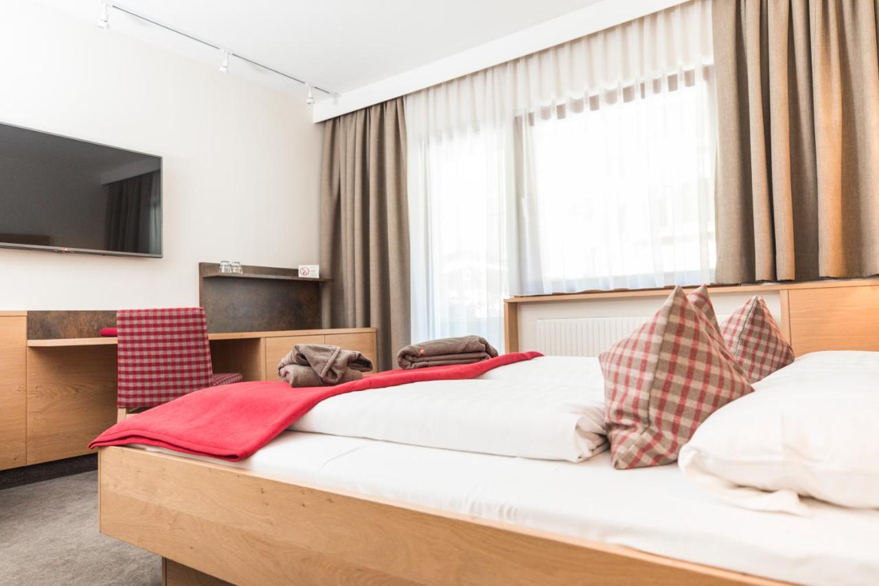 Hotel Eden Тукс Экстерьер фото