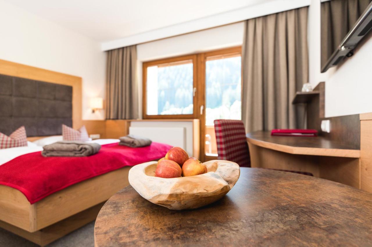 Hotel Eden Тукс Экстерьер фото